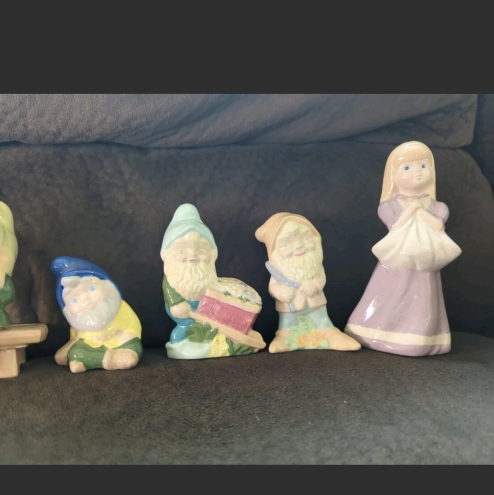 snow white and the seven dwarves porcelain